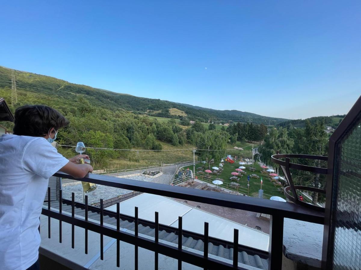 Hotel Monte Baldo 布雷佐内加尔达 外观 照片