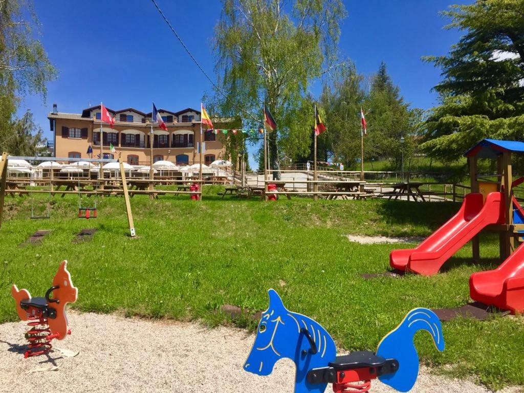 Hotel Monte Baldo 布雷佐内加尔达 外观 照片