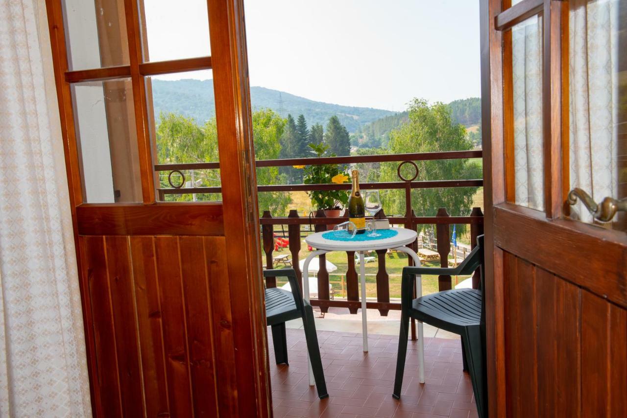 Hotel Monte Baldo 布雷佐内加尔达 外观 照片