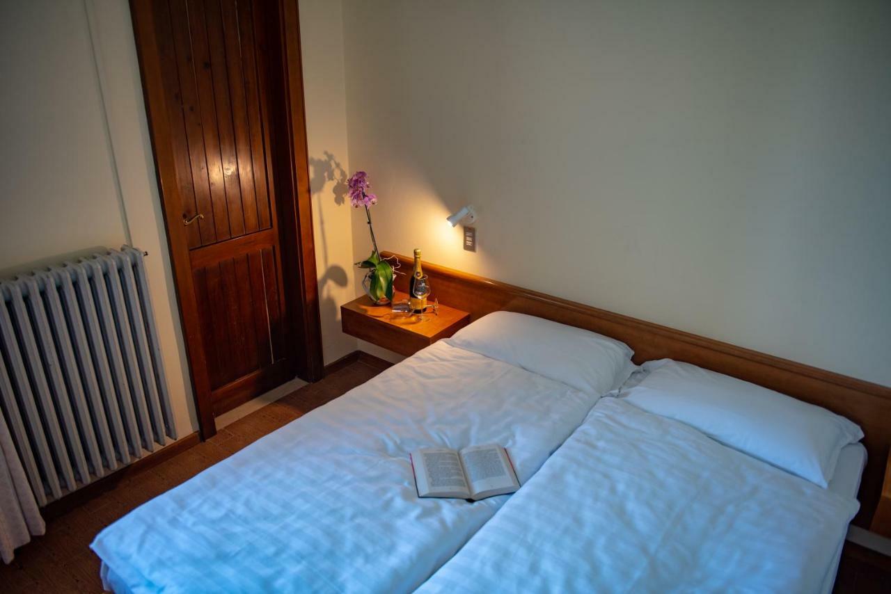 Hotel Monte Baldo 布雷佐内加尔达 外观 照片